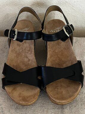 Dansko Woman's Black Leather Laurie Wedge Summer Sandals Sz 9.5-10